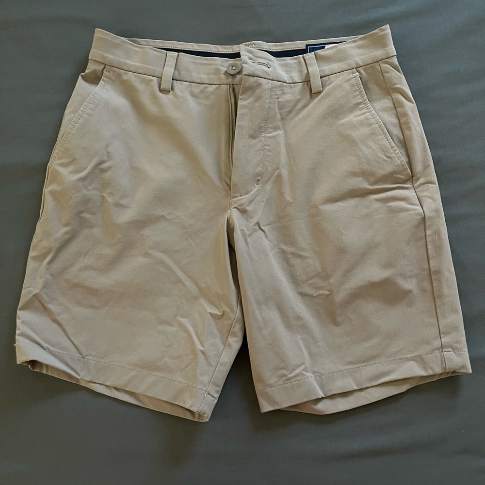 Vineyard vines shorts